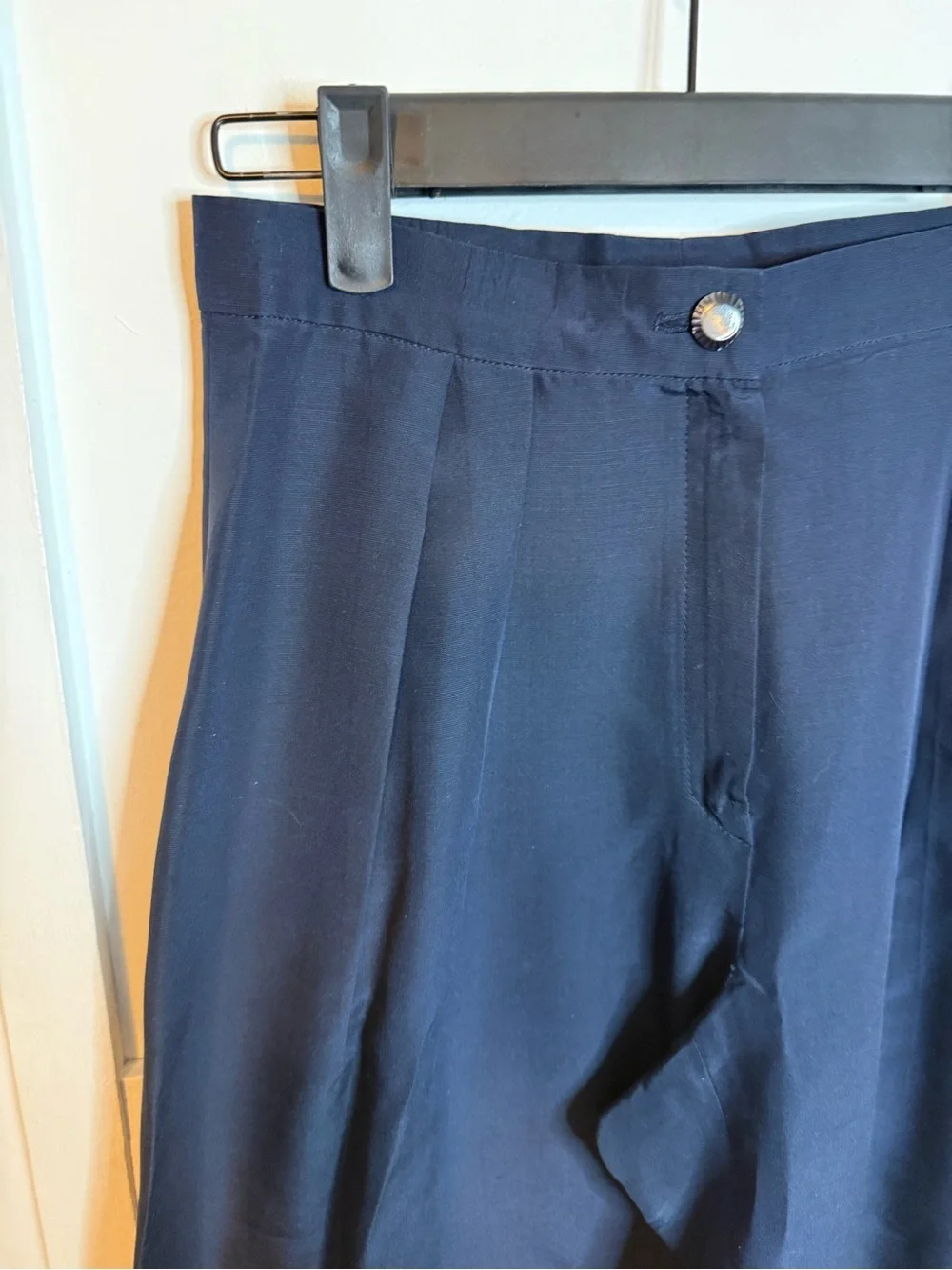 Emanuel Ungaro Navy Blue Vintage Silk Wool Pleated Lightweight Wide Leg Pants